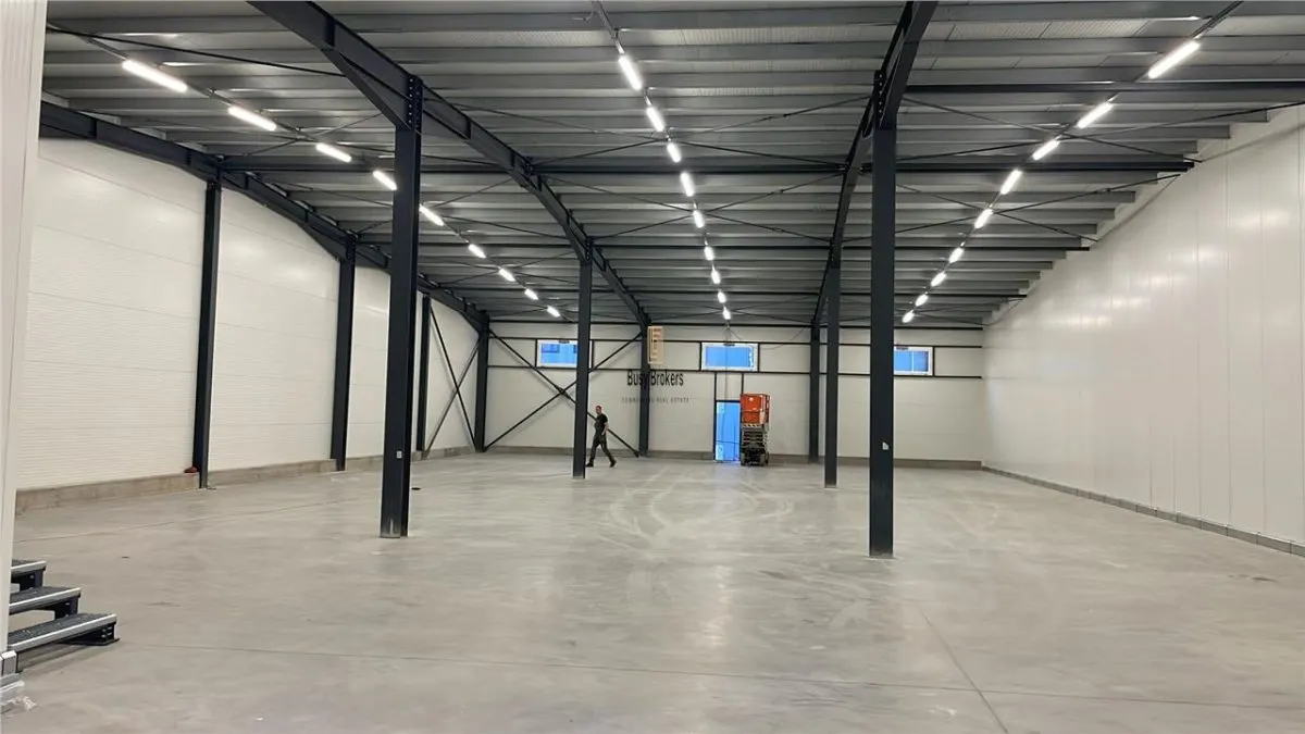 Spatiu Industrial - 1400 mp - Productie - Depozitare - Distributie - foto 4