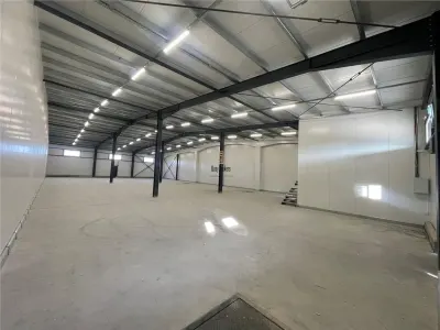 Spatiu Industrial - 1400 mp - Productie - Depozitare - Distributie - foto 8