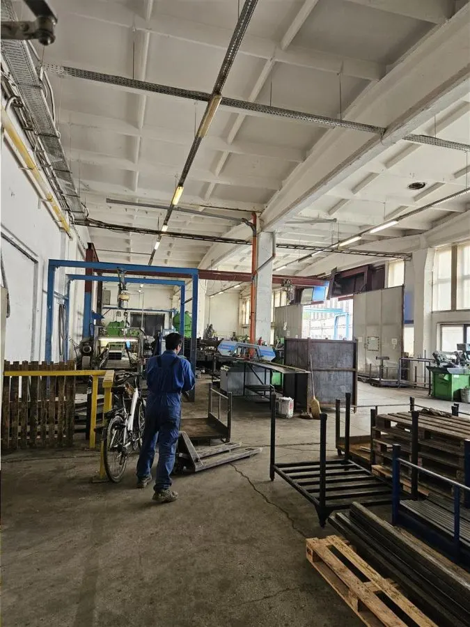 Proprietate Industriala - 4000 mp - Productie - Office - foto 6