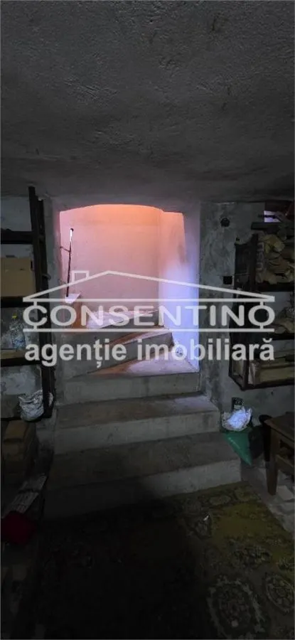 Se vinde imobil liber, ultracentral ,pret 105 000 euro - foto 5