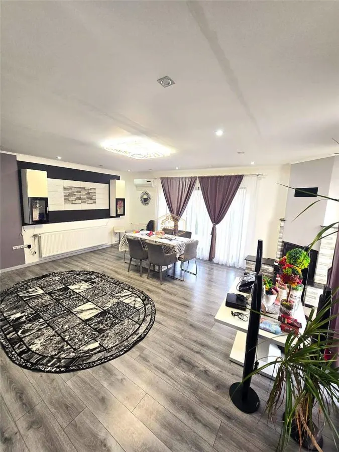 Confort si spatiu | Casa 5 camere, constructie solida | Teren 544 mp - foto 1