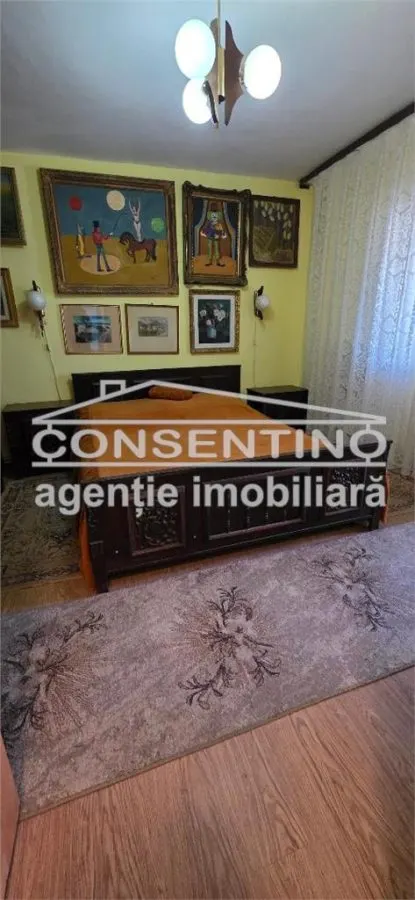 Se vinde imobil cu 4 camere, pe Unirii Sud , liber , cu 3 balcoane - foto 11