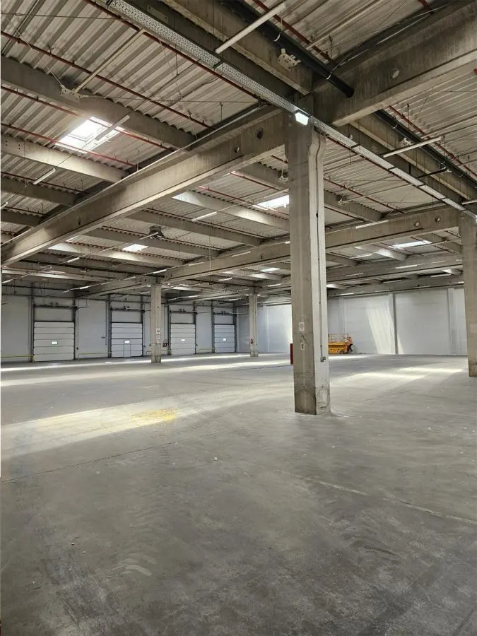 Spatiu Industrial - 2600 mp - Depozitare - Distributie - foto 12