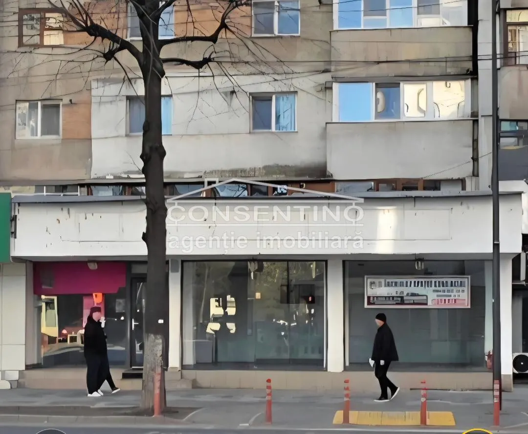 Se inchiriaza Spatiu comercial , pe str. Unirii Sud , cu vitrina de 11m. - foto 2
