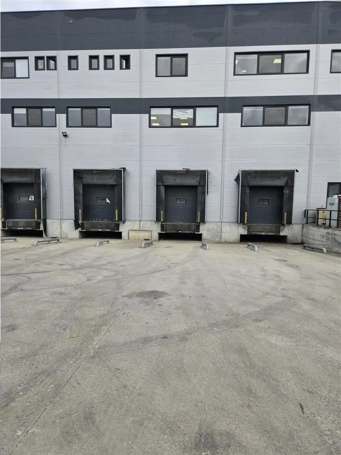 Spatiu Industrial - 3200 mp - Logistica - Depozitare - Distributie - foto 6