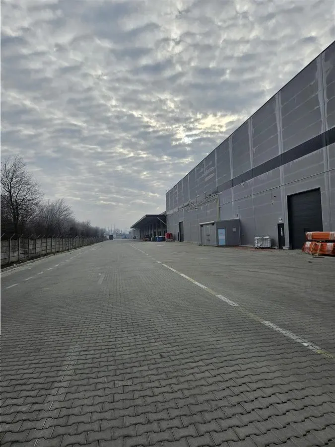 Spatiu Industrial - 3200 mp - Logistica - Depozitare - Distributie - foto 8
