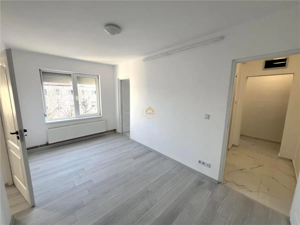 Apartament eficient, 3 camere, complet renovat - foto 2