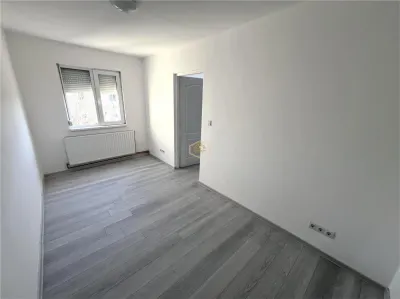 Apartament eficient, 3 camere, complet renovat - foto 8