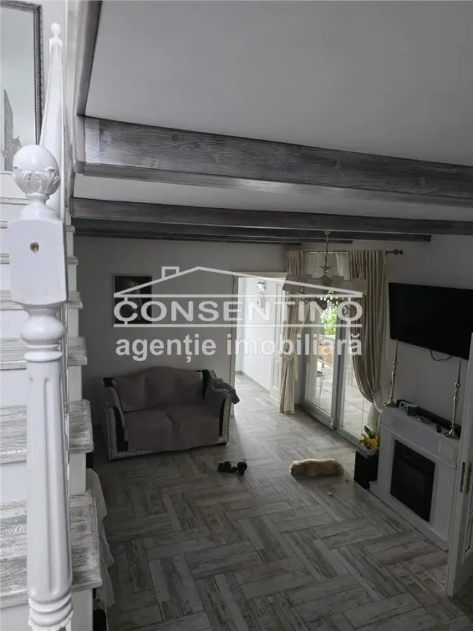 Se vinde imobil 2019 , zona Patriei , P+1 , mobilat si utilat - foto 2