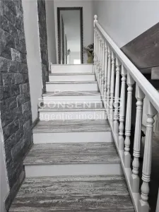 Se vinde imobil 2019 , zona Patriei , P+1 , mobilat si utilat - foto 3