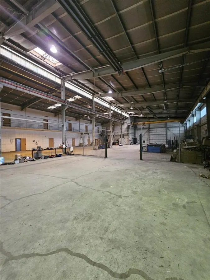 Proprietate Industriala - 2500 mp - Productie - Depozitare - Office - foto 24