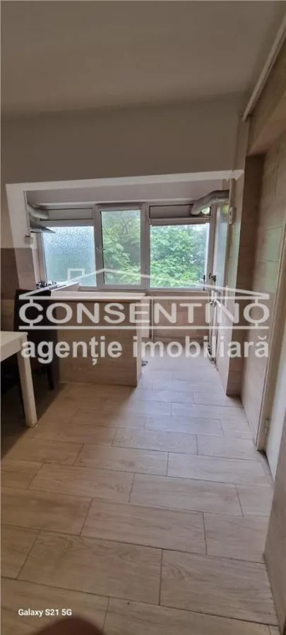 Se vinde imobil cu 3 camere pe str. Viitorului la etajul 1 , liber - foto 6