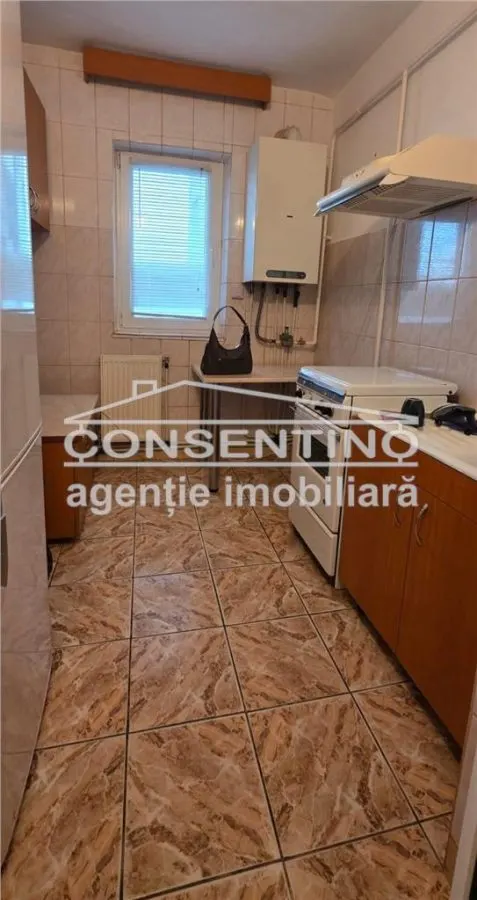 Se vinde imobil cu 3 camere , dec, etaj 3 , in cart.Micro 5 , liber - foto 10