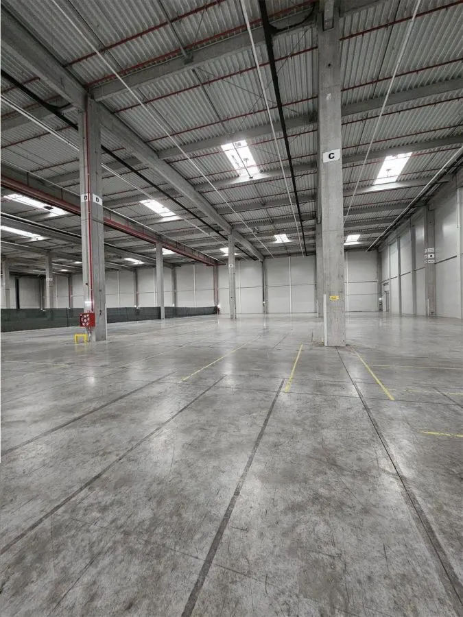 Spatiu Industrial - 6000 mp - Logistica - Productie - Depozitare - Distributie - foto 3