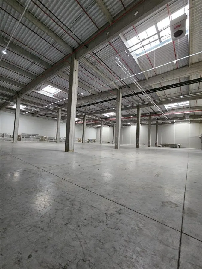 Spatiu Industrial - 6000 mp - Logistica - Productie - Depozitare - Distributie - foto 4