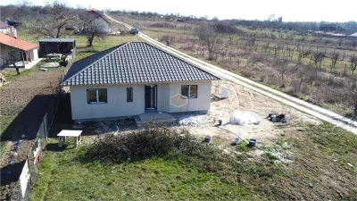 Casa Noua cu 3 camere in Viile Satu Mare | Teren 938 mp | Toate utilitatile - foto 2