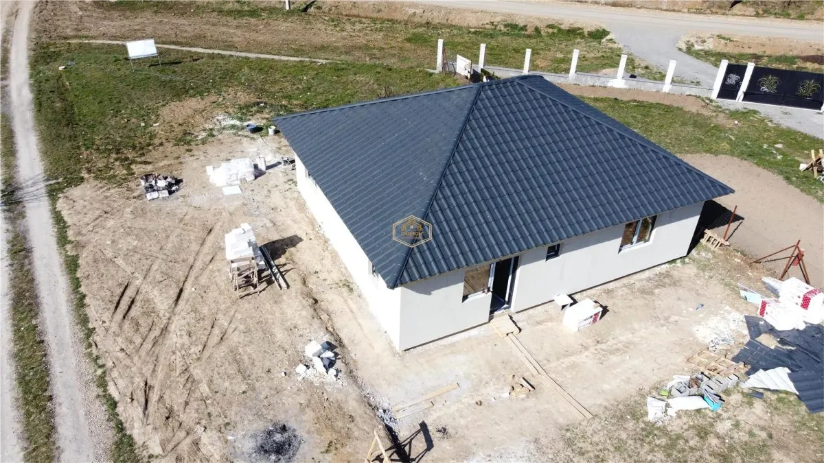 Casa Noua cu 3 camere in Viile Satu Mare | Teren 938 mp | Toate utilitatile - foto 5