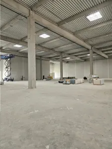 Spatiu Industrial - 3500 mp - Productie - Depozitare - Logistica - Distributie - Brasov
