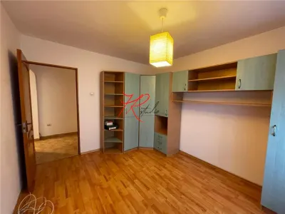 Vanzare apartament 3 camere Tei - foto 13