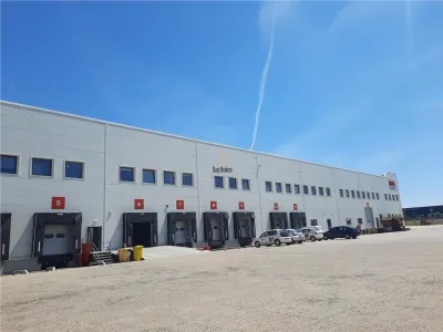 Spatiu Industrial - 4500 mp - Logistica - Productie - Depozitare - foto 10