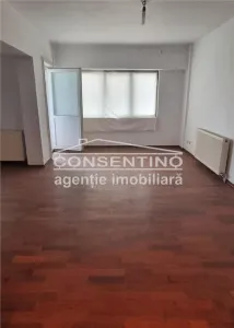 Se vinde imobil edificat in 1984 , cu 4 camere , etaj 2, liber ,Centru -Biserica Greci - foto 7