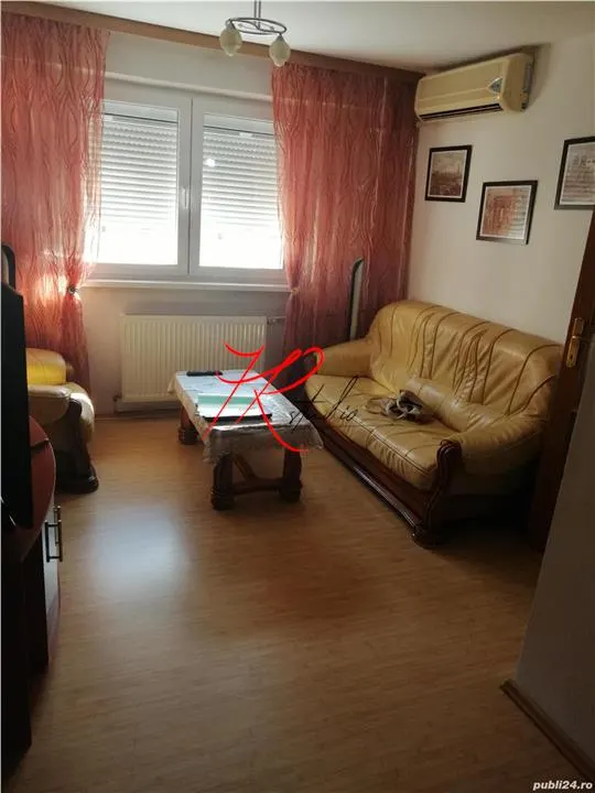 Vanzare apartament 3 camere Doamna Ghica - cu centrala - foto 1