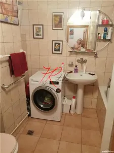 Vanzare apartament 3 camere Doamna Ghica - cu centrala - foto 3