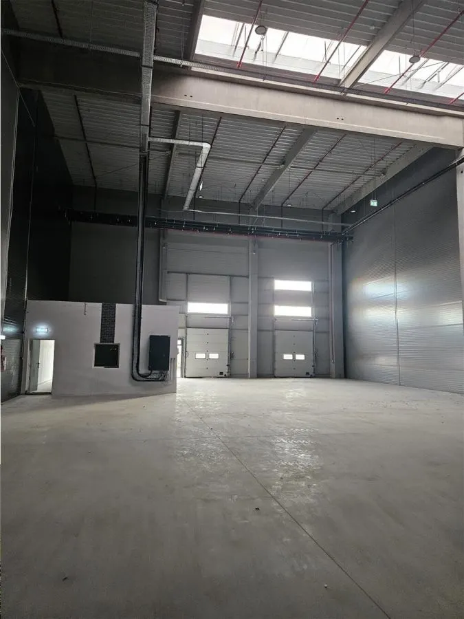 Spatii Industriale - 4500 mp - Logistica - Productie - Depozitare - foto 12
