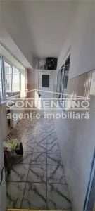 Se vinde imobil cu 4 camere , etaj 1, liber, in cart. Micro 5 - foto 5