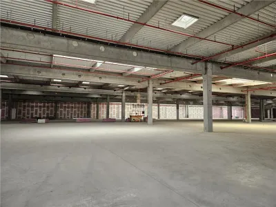 Spatiu Industrial - 1500 mp - Productie - Depozitare - Distributie - Arad