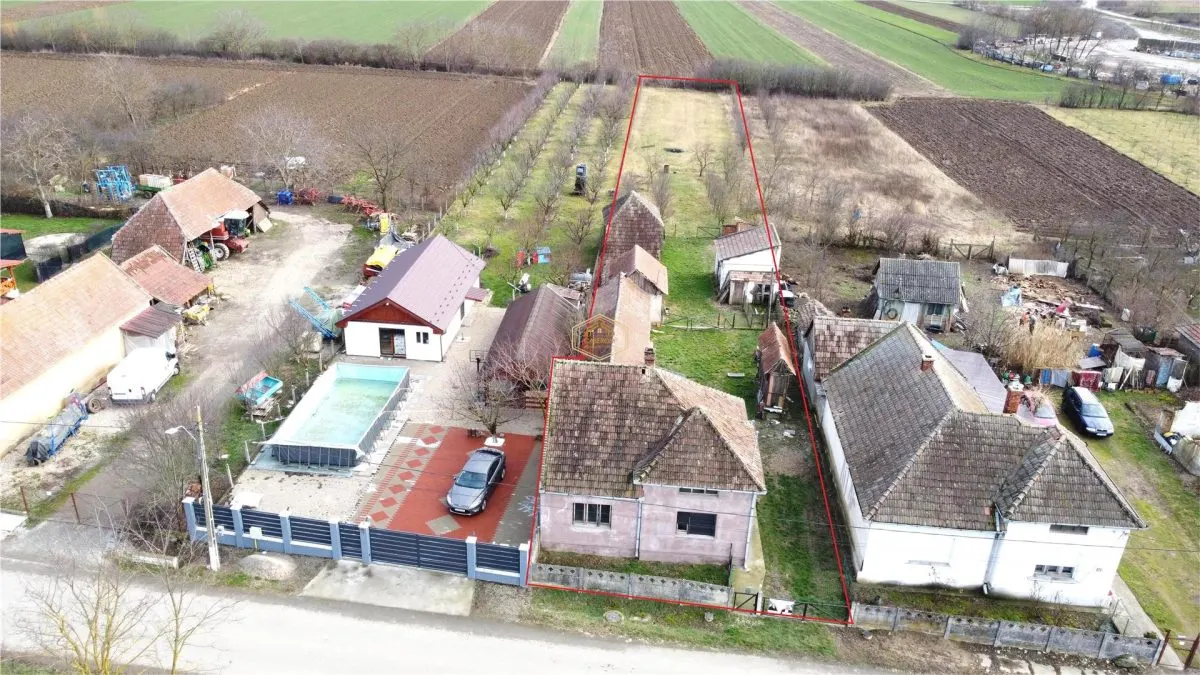 Casa cu 3 camere in Berindan | Teren 1.850 mp, aproape de oras - foto 1