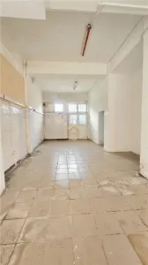 VIDEO | Vad excelent! Spatiu comercial 86 mp + vitrina 8 m | Bd. Closca - foto 8