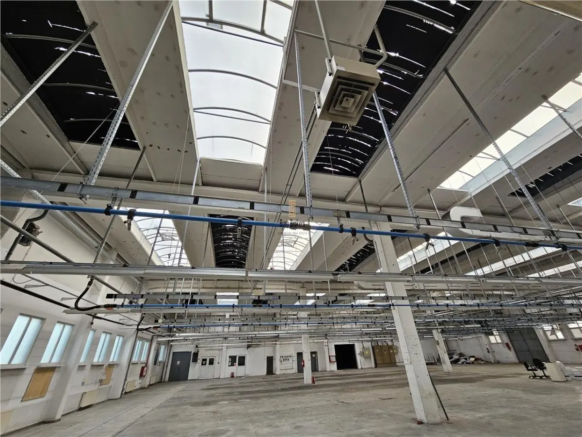 Spatiu Industrial - 2000 mp - Productie - Depozitare - Office - foto 12