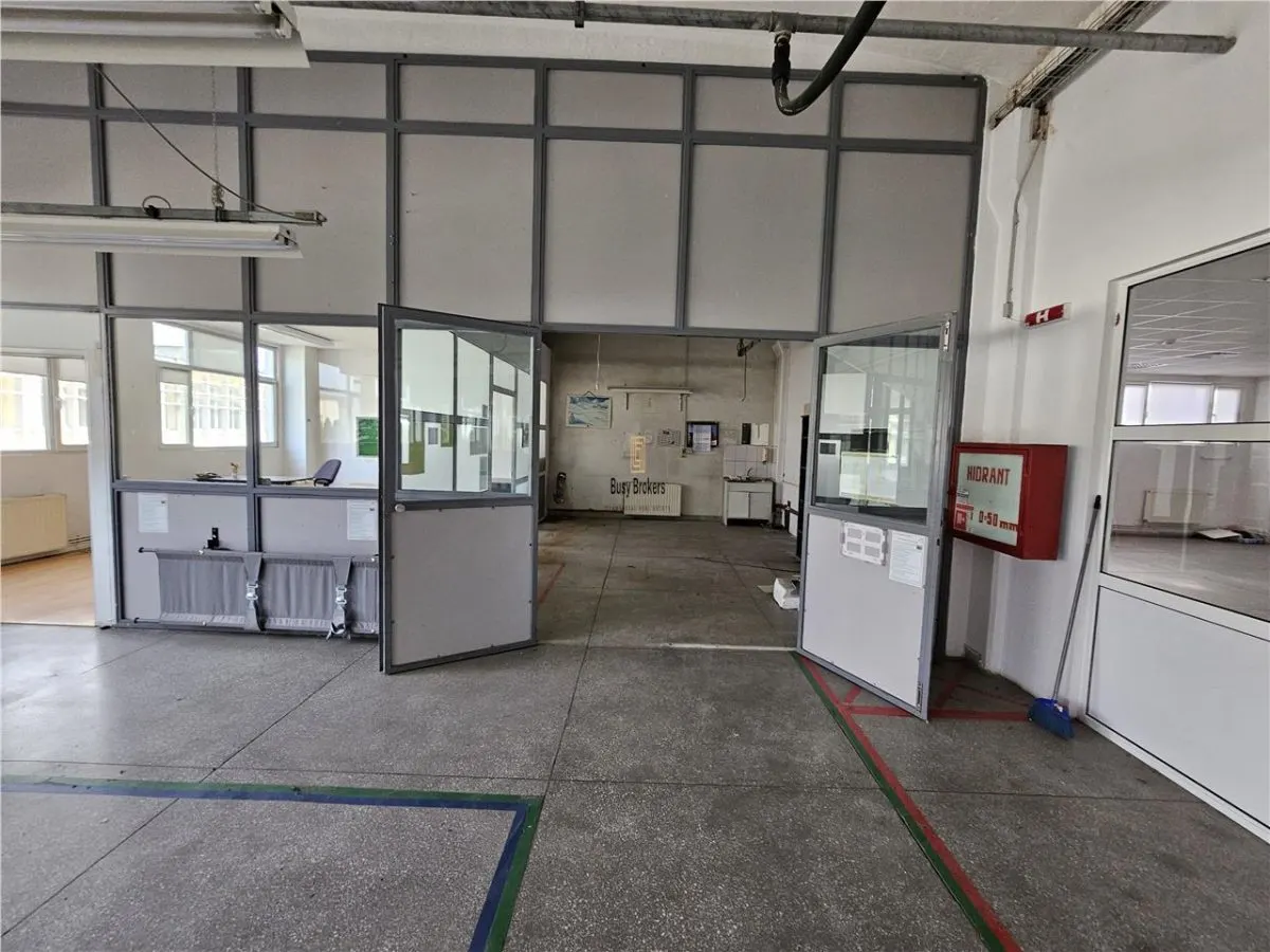 Spatiu Industrial - 2000 mp - Productie - Depozitare - Office - foto 15