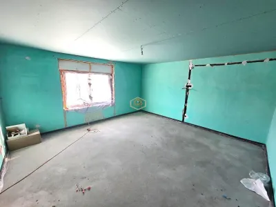 Casa pe 3 nivele | Garaj dublu | Structura solida potential excelent - foto 11
