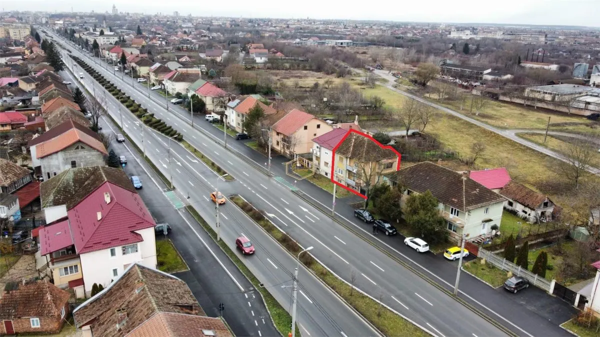 Casa pe 3 nivele | Garaj dublu | Structura solida potential excelent - foto 4