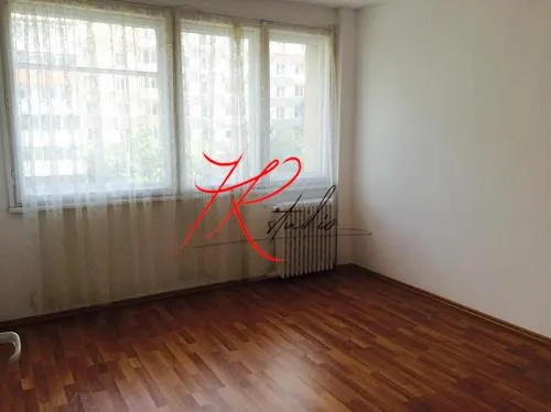 Vanzare apartament 2 camere Stefan Cel mare - partial renovat - foto 2