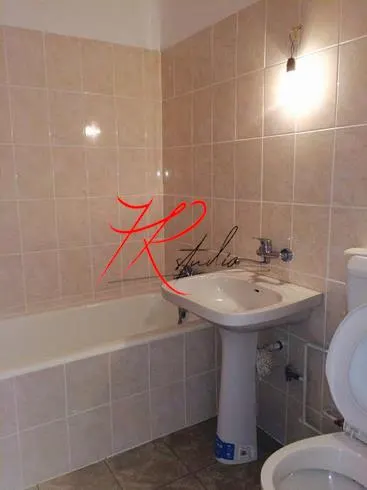 Vanzare apartament 2 camere Stefan Cel mare - partial renovat - foto 4