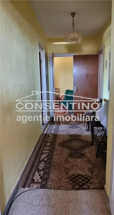 Se vinde imobil cu 3 camere , zona Hasdeu , liber 80 mp , boxa , garaj - foto 8