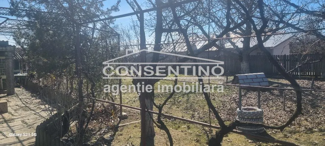 Se vinde imobil cu teren 3700 mp in com Merei - foto 5