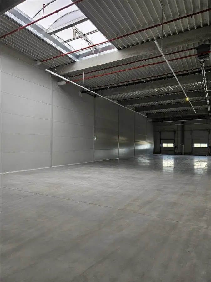 Spatiu Industrial - 2500 mp - Productie - Depozitare - Distributie - foto 3