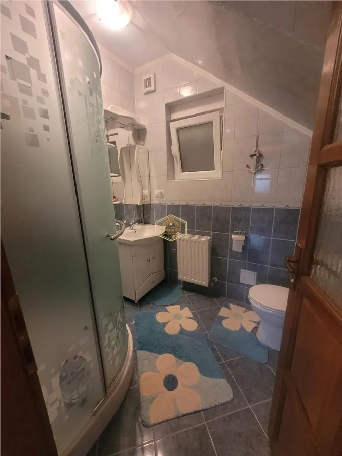 Casa cu 4 dormitoare in Odoreu | Teren 734 mp - foto 16