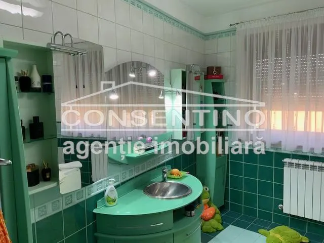 Vila D+P+E1+M , zona Centrala - foto 14