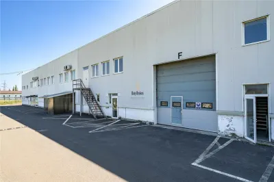 Spatiu Industrial - 5000 mp - Productie - Depozitare - Rasnov