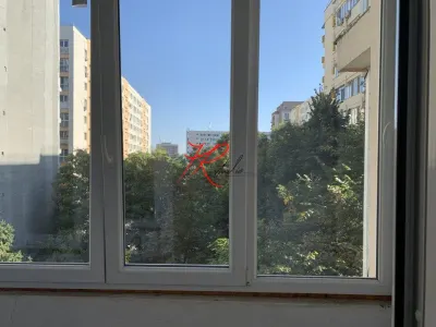 Vanzare apartament 3 camere Obor - foto 12
