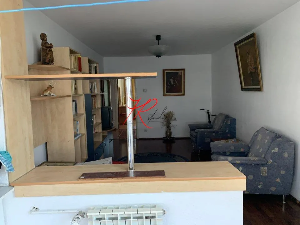 Vanzare apartament 3 camere Obor - foto 5