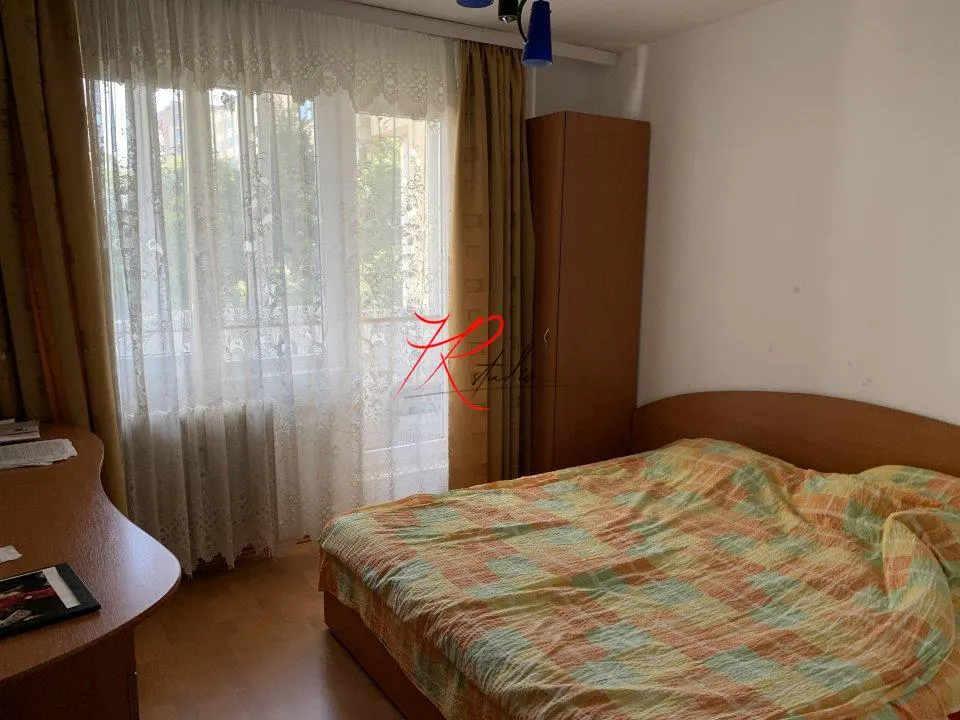 Vanzare apartament 3 camere Obor - foto 6
