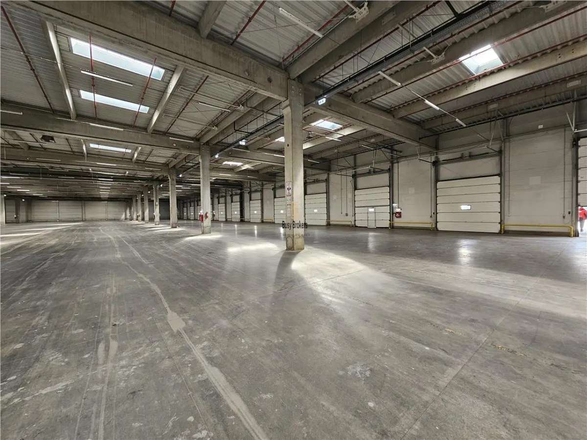Spatiu Industrial - 1500 mp - Depozitare - Distributie - foto 4