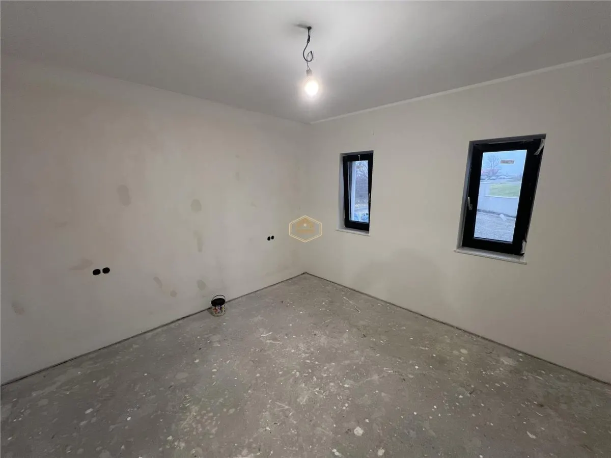 Casa Noua in Complexul Maxa Bau – Confort Modern in Viile Satu Mare - foto 14