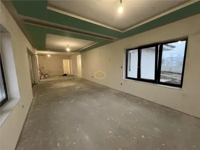 Casa Noua in Complexul Maxa Bau – Confort Modern in Viile Satu Mare - foto 10